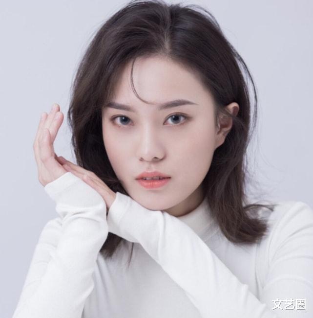 生理期|女演员曝16岁首次试镜恐怖经历：被拍私密照威胁，被导演要求吃药延迟生理期