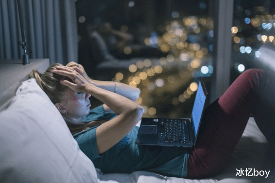 脾胃|23岁女孩查出乳腺结节2cm,或是常吃“1物”造成,尽量远离