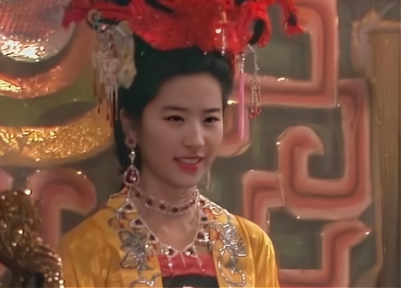 刘亦菲|“仙女姐姐”刘亦菲颜值被质疑,网友:人靠衣装马靠鞍,平平无奇