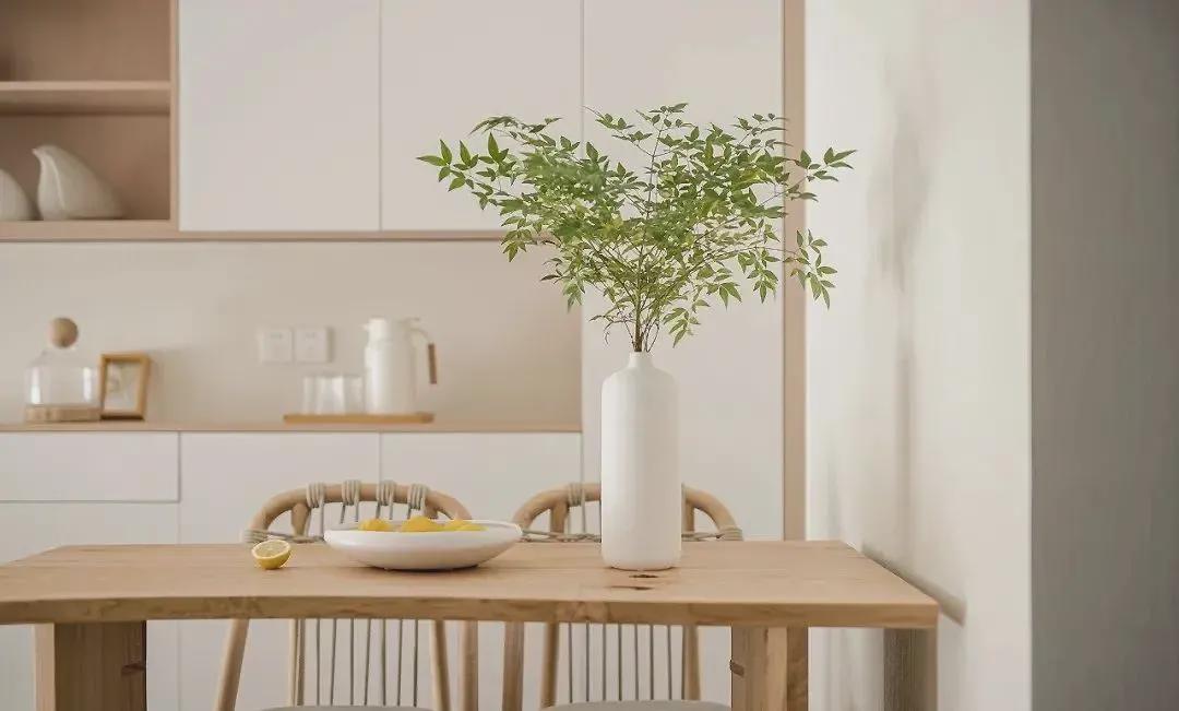 小三|95㎡小三室装修，自然朴实，通透显大的技巧在这里