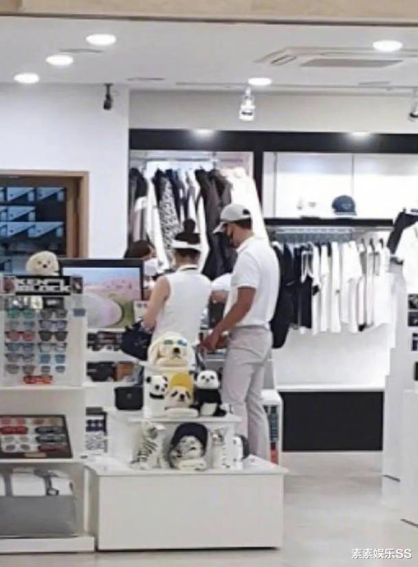 玄彬|孙艺珍和玄彬吃情侣餐过中秋节，恋人视角拍照，感慨幸福时光太短