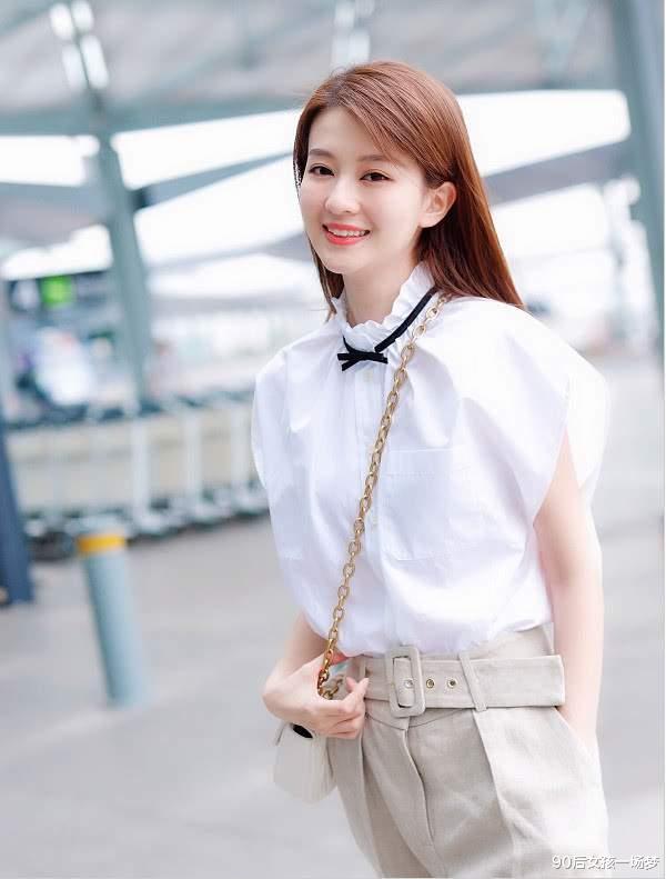 90后女孩一场梦|又忙着辟谣?出道9年,这已经是第4次否认恋情了,真的没爱过吗?