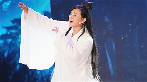 舜网 年轻时和现如今反差大几位女明星，贾玲年轻时温婉而漂亮，苗条且瘦