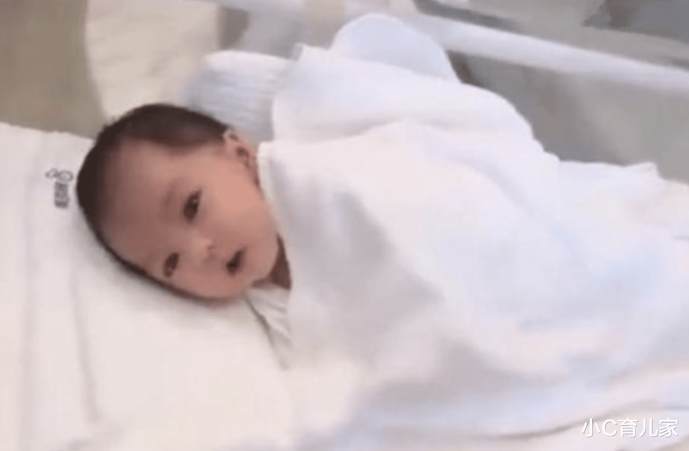 护士|“高颜值女婴”火了，网友表示也想要，护士感慨：我也是头一回见