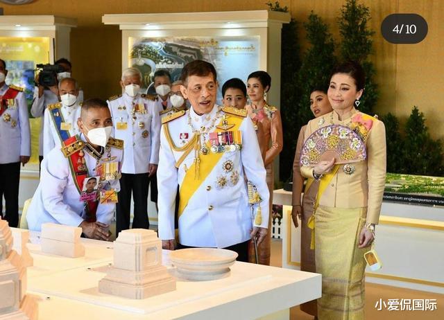 诗妮娜|降维打击，素缇达王后将细节做到极致，诗妮娜出席活动只会傻笑