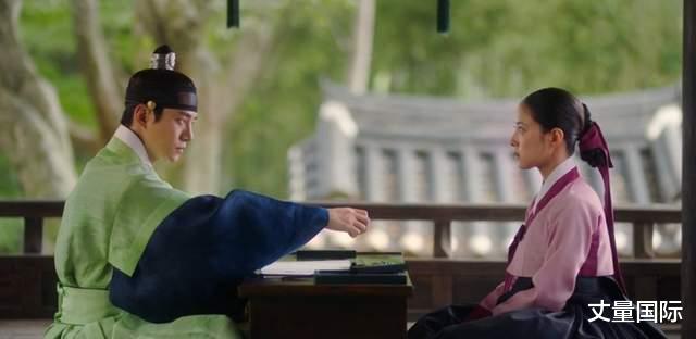 衣袖|《衣袖》7个剧情完美对称! 王的等待&她的等待神对称, 却好心酸