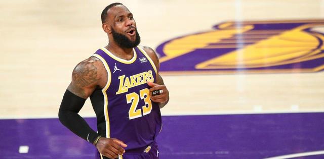 湖人队|给湖人送大礼？名记曝火箭将裁队内三分射手，他与詹姆斯绝配！