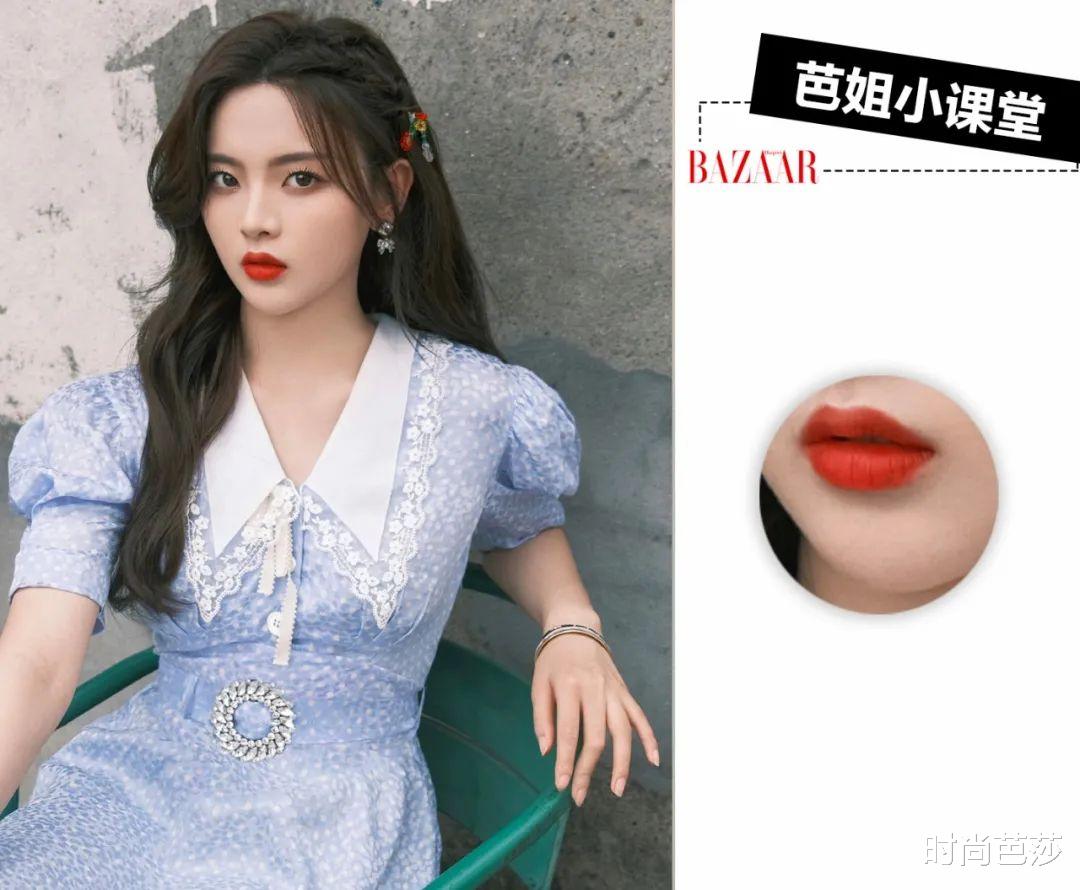 腮红|一个回眸就炸上了热搜，她凭什么？