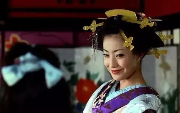 菅野美穗|恋爱3个月就闪婚,时隔8年成“娱乐圈模范夫妻”:王力宏们,学着点吧!