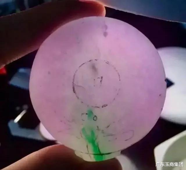 玉雕|玉雕 | 春带彩，俏色，美！