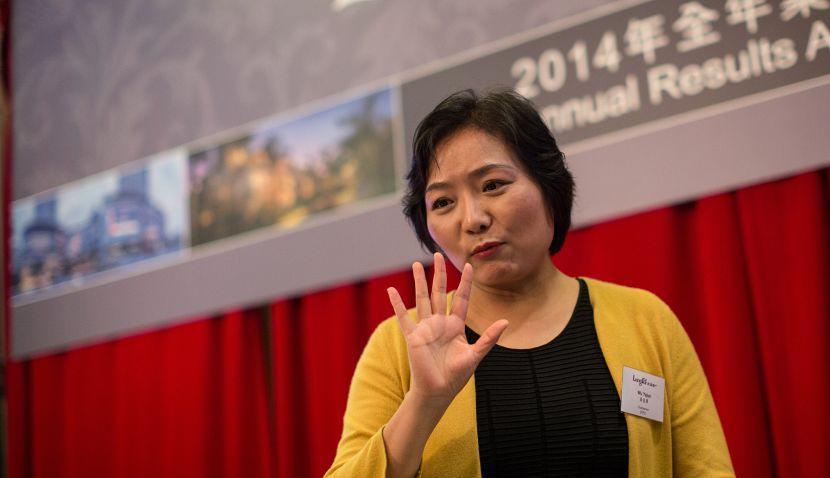 梦想只是梦想 重庆第一女富豪：离婚豪爽分给丈夫200亿，如今自己却是单身