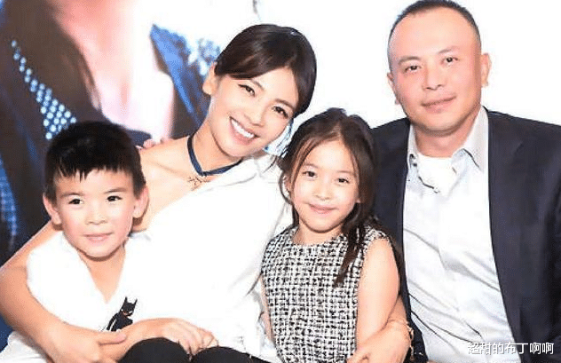 刘涛|时刻笼罩着“离婚和破产”的传言，贤妻良母的刘涛，她得罪了谁？