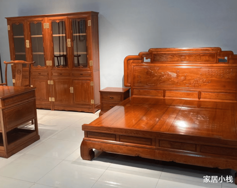 一提到红木家具，给人的印象就是“贵”，你知道贵在哪里吗？