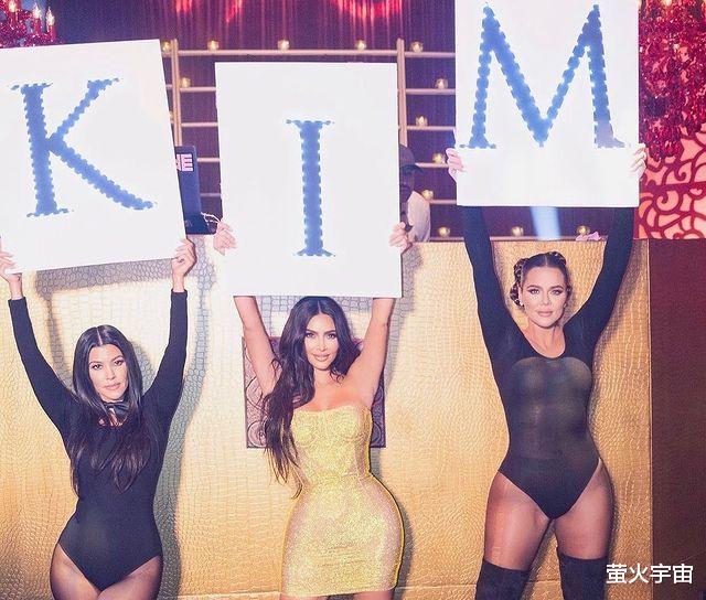 金·卡戴珊|金·卡戴珊41岁啦！妈妈和姐妹们齐祝贺，婴儿照曝光从小美到大