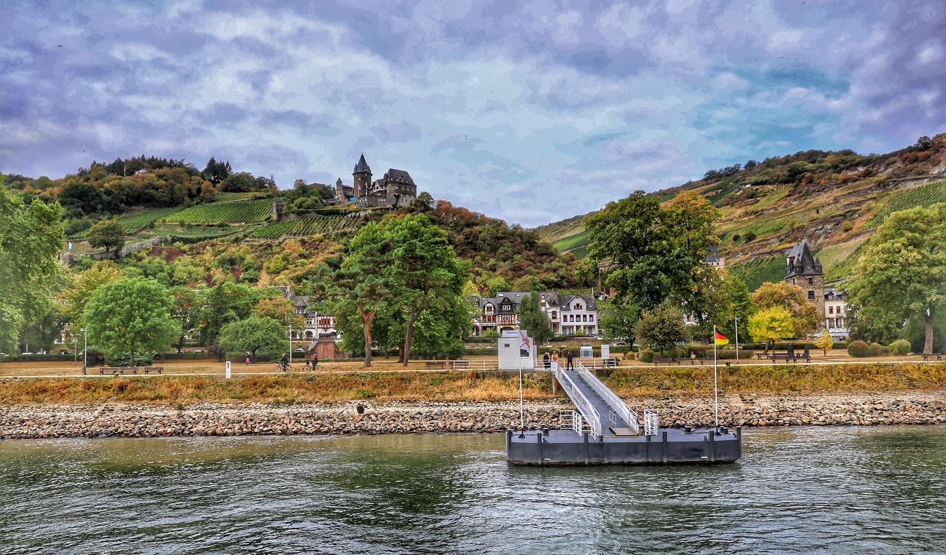 大城小乐故事 德国人是如何清理河道的？这真不是特效！