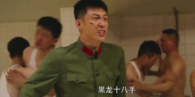 英雄岁月之王牌部队|《王牌部队》毁三观的剧情频频出现,一个新兵居然能篡改提干名单