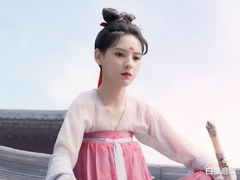 成毅|欢瑞再现“大礼包”，强塞新人演《与君歌》，成毅怎么可能带得动