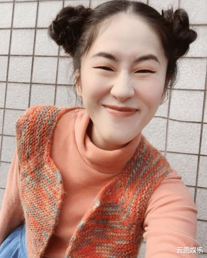 整容|33岁女星百白自卑脸太长，自曝存12万准备整容，却被13家医院劝退