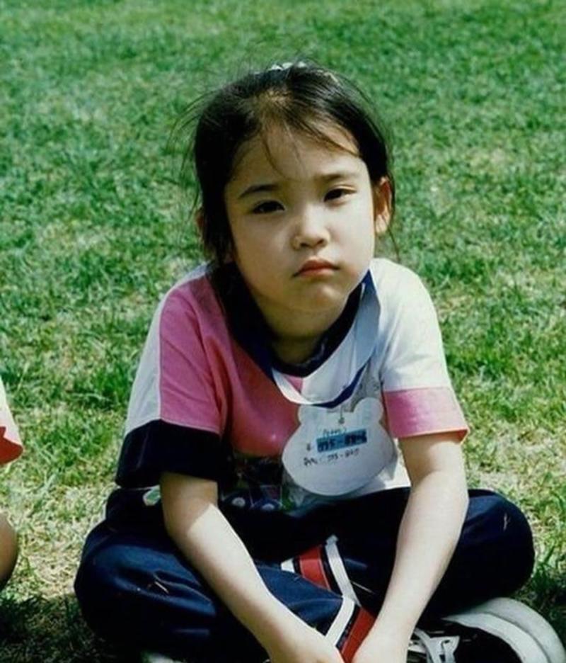 李智恩|1.5亿韩元买辆车给父亲，IU家不用女儿辛苦钱，青春笑容不心酸