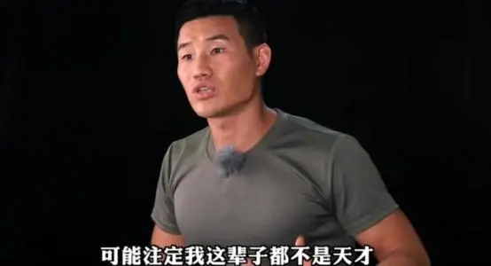 吴京|看到吴京爆火，“嘎子”连拍了3部“伪战狼”，再模仿也都是烂片