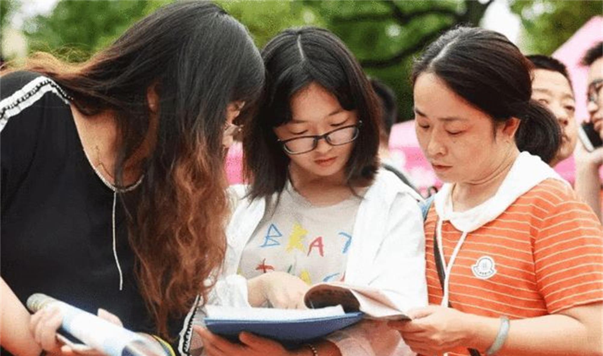 欧问凝|初高中正式合并，“5+4”模式秋季学期开始施行？官方答复来了