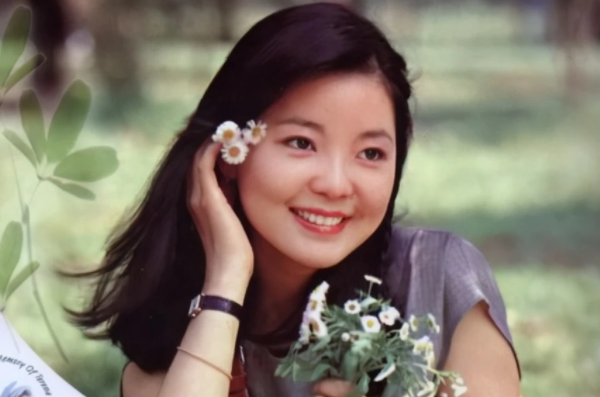 郑爽|1995年的泰国旅行，邓丽君不幸意外丧命，直至25年后才揭露了真相