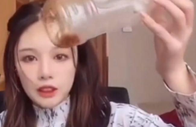 公安机关 被网友骂“快去死”的女网红，真的走了！临终前一如既往地平静