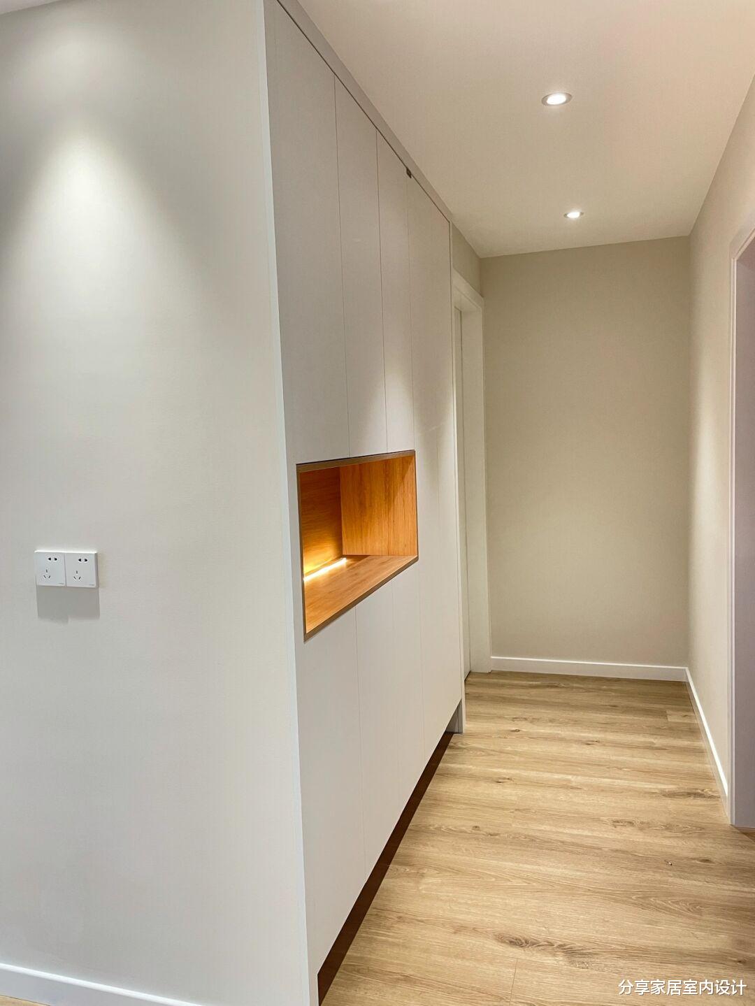 |等我有房了，墙面不会刷白色，看看她家的新房，简单还很美观！