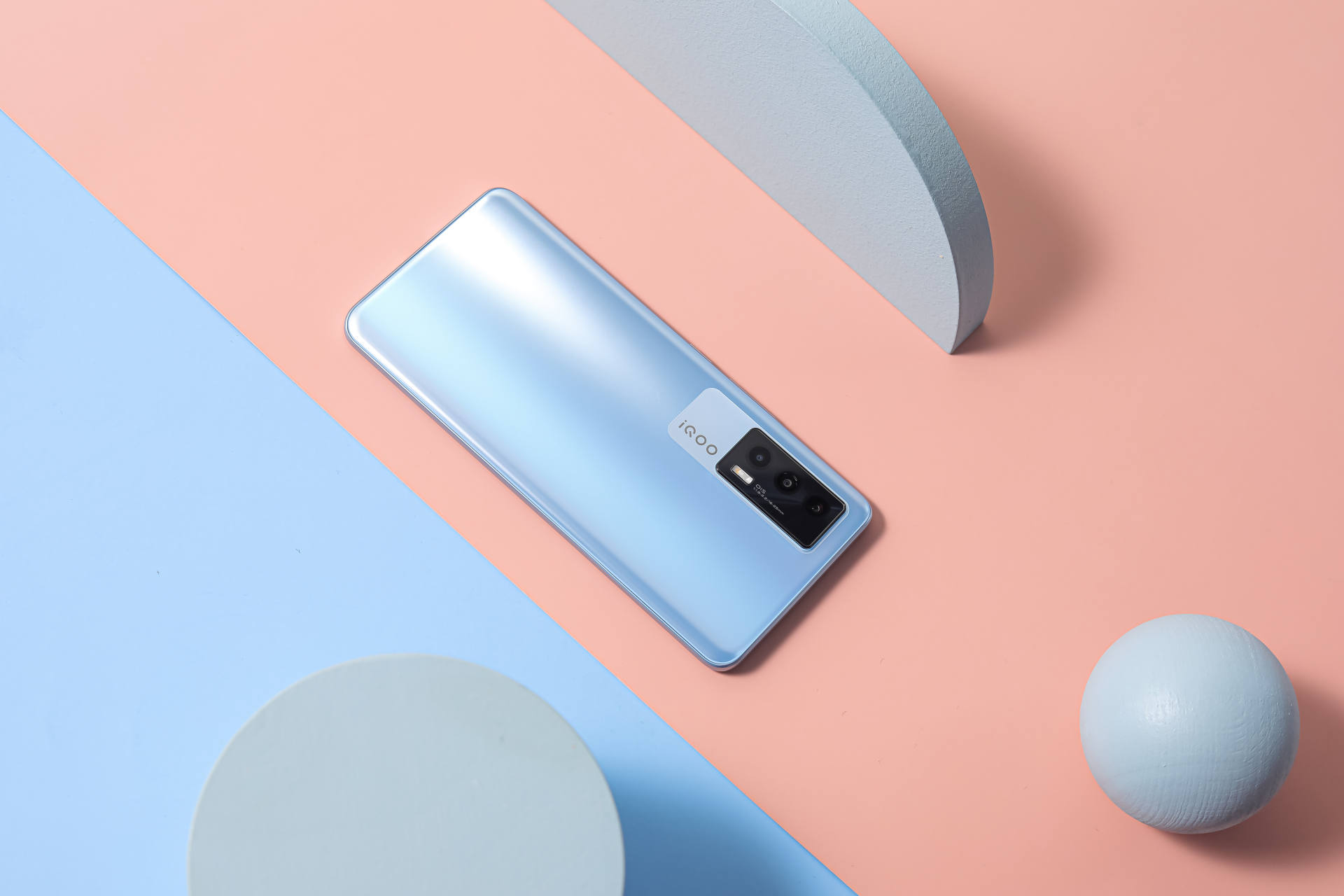 搜索引擎|iQOONeo5测评:献给玩家们的屏幕旗舰