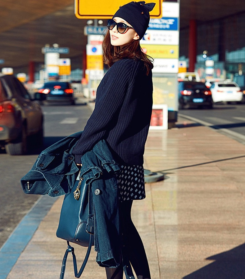 时尚风行派 秋冬穿搭想要保暖时尚？跟刘诗诗学就对了，巧用配饰秒变优雅女人