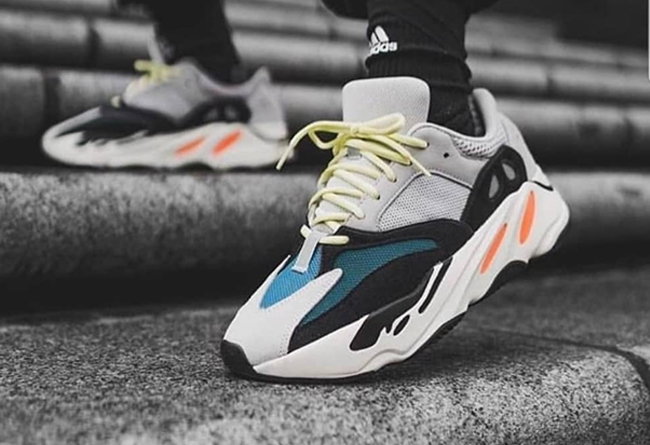 FLIGHTCLUB中文站|十几双Nike、Yeezy「集体暴跌」！sacai价格被打下来了！最惨一双降5K！