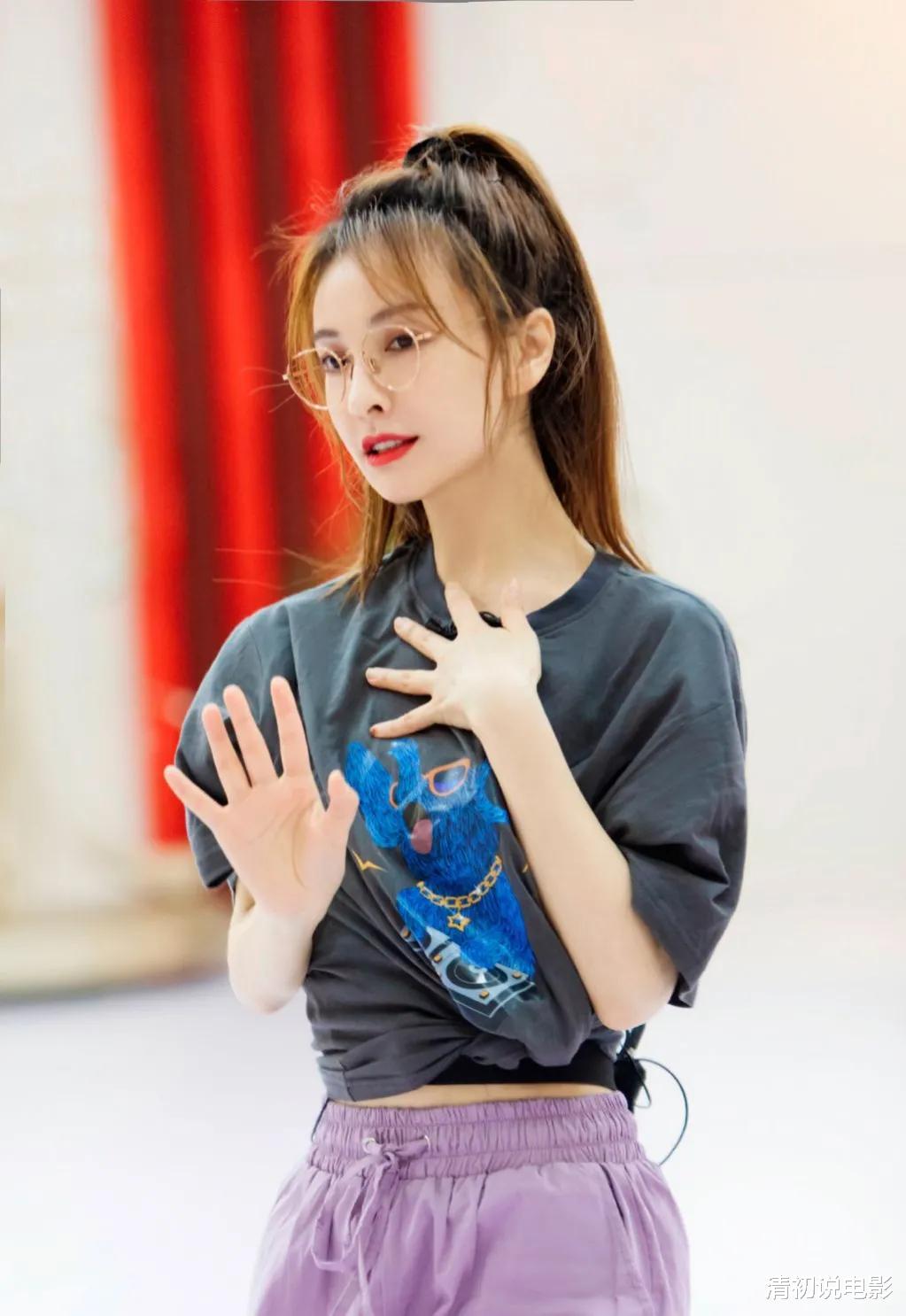 吴昕|《你好星期六》取代《快乐大本营》开播，处境尴尬的只有吴昕一个