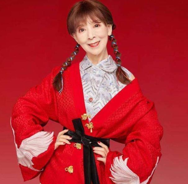 张纪中|79岁网红与70岁张纪中导演相比，体力差距太大了