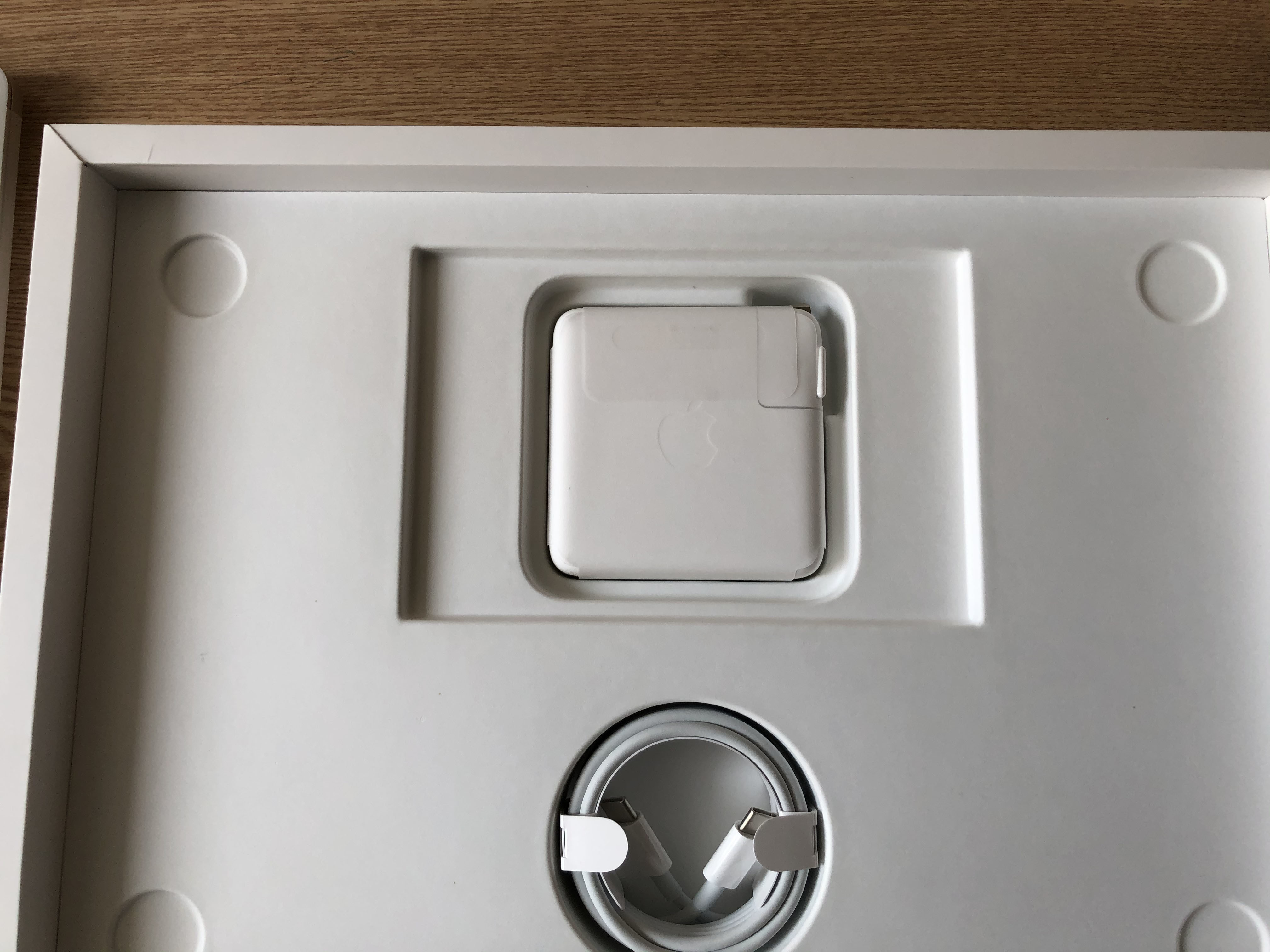 MacBook Pro|果粉谈谈M1 MacBook Pro开箱，满满的回忆。