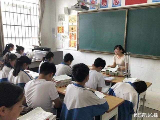 俏妈育儿心经|双减政策落地，5+2服务招募看班志愿者，家长报名有补贴