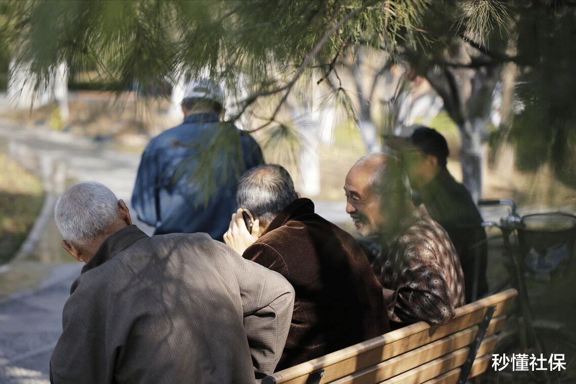 老人过冬挑战多,顺利度过要注意这5点,千万别生病!