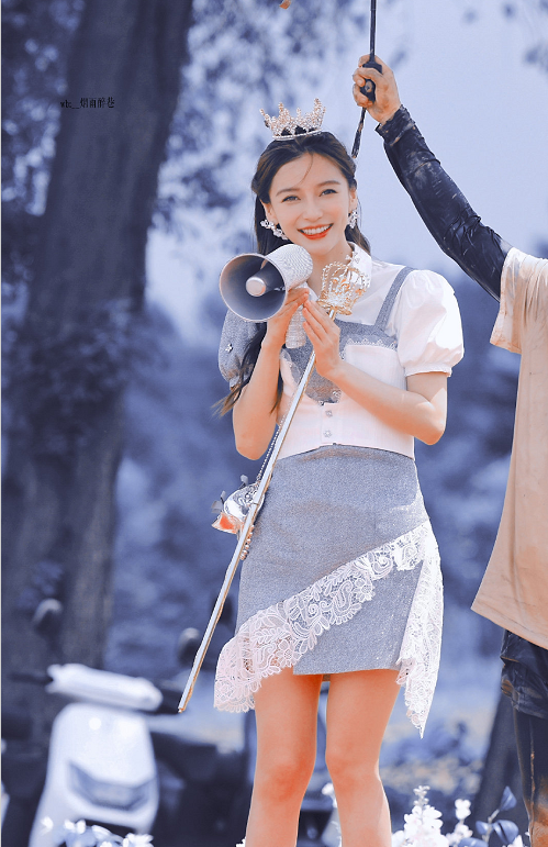 Angelababy|Angelababy超宠粉！喊粉丝妈妈，还对粉丝有求必应，太可爱了吧