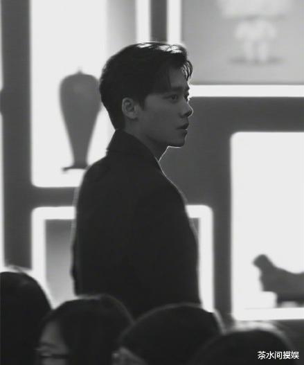 放羊的星星|8位男星西装杀，陈飞宇贵气杨洋禁欲，《伪装者》三兄弟太惊艳