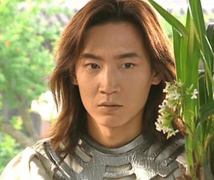 水月洞天|水月洞天三兄弟：一个中南海保镖，一个世界级教练，一个成影帝！