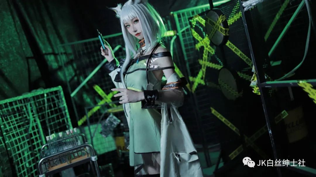 明日方舟|cos：明日方舟 不要再回到战场上了，这里没有救赎