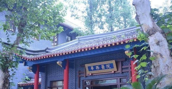 高校|医学类毕业生就业不易：供过于求，还是另有原因？