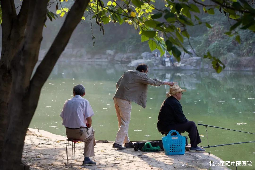 北京军颐中医医院|睡不踏实、半夜经常醒？你需要补这里了！