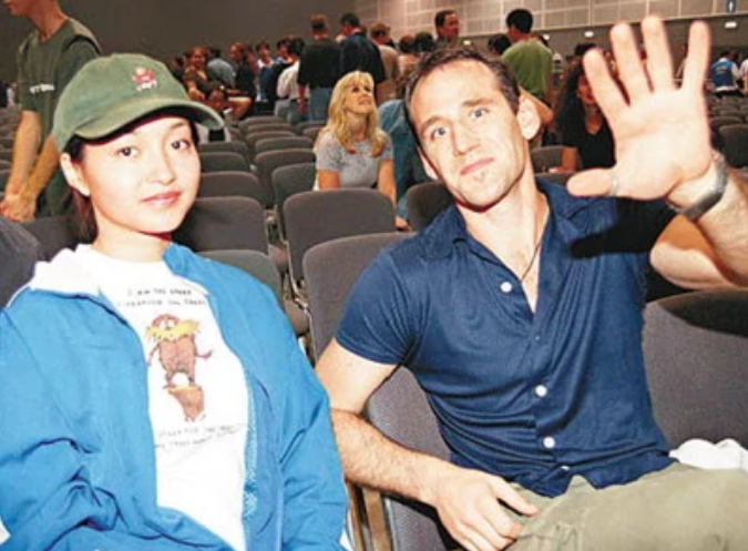 王祖贤|6位隐退惊鸿女星，有人“灵异消失”，有人皈依佛门，谁最惋惜？