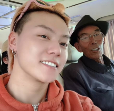 野生厨房|变形计最苦的善良爷爷:早年丧妻,老年丧子,晚年丧孙