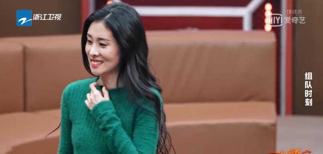 萧敬腾|《闪光的乐队》萧敬腾抓马不断，张碧晨高情商，让网友纷纷称赞！