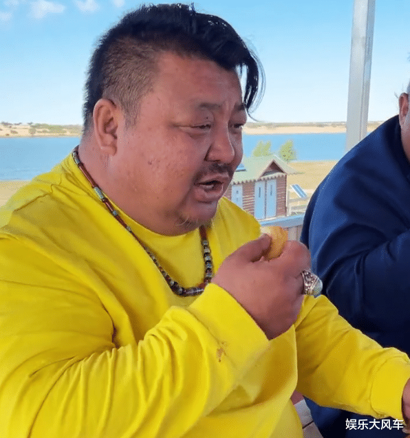 奶茶 恩克被扒满嘴跑火车,称“吃肉喝奶茶”可以减肥,自己已减掉40斤