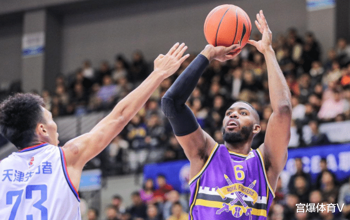 斯蒂芬·馬布里|CBA籃板王正式回歸！加盟土豪球隊 馬布里棄將要證明自己