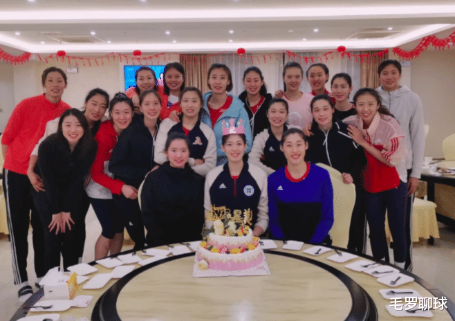 郎平|580天第1战，中国女排敲定奥运前重要大战，郎平20选12需淘汰8人