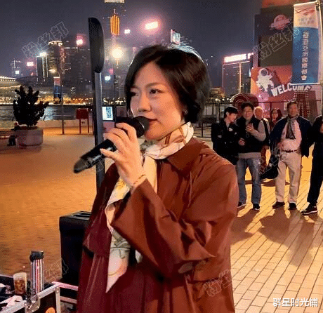 倪妮|龙婷：《星光大道》冠军，登上春晚后为何选择回到街头卖唱