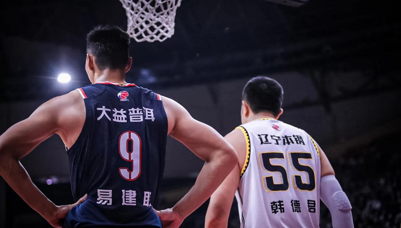 马赫雷斯|辽宁大胜夜郭艾伦乱斗险成罪人，杨鸣一调整展现成熟